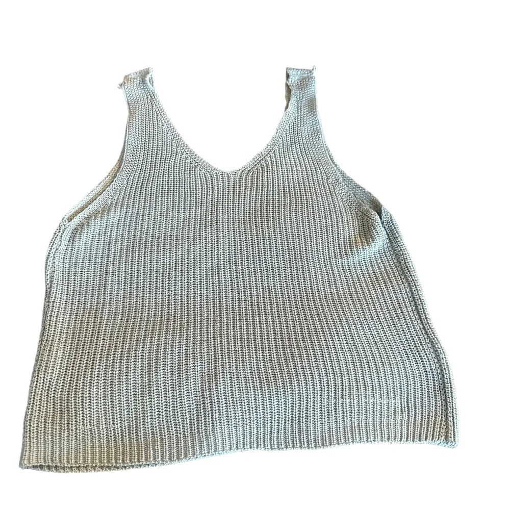 Women's small knit grey V-neck tank top